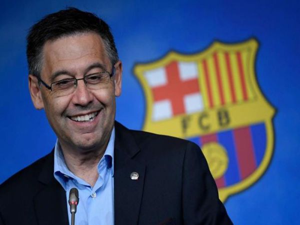 Tin bóng đá trưa 26/8: Chủ tịch Barca phủ nhận chuyện từ chức