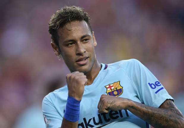 Neymar xô xát với tân binh Semedo: Giọt nước đã tràn ly