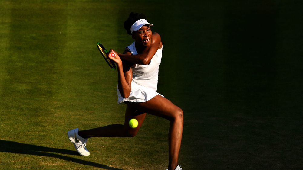 Venus chật vật ở vòng 2 Wimbledon, Kvitova bị loại