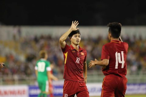 Tạo cơn mưa bàn thắng vào lưới Macao, U22 Việt Nam tạm thời vươn lên ngôi đầu bảng