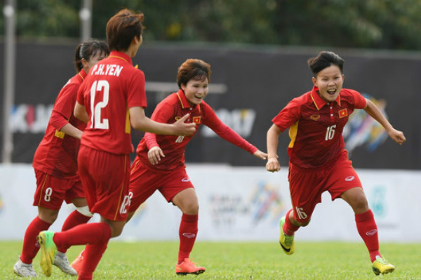 Đánh bại Myanmar, tuyển nữ Việt Nam nắm quyền tự quyết cho tấm HCV SEA Games