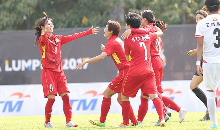 Nỗ lực không biết mệt mỏi, ĐT Nữ Việt Nam xuất sắc đánh bại Myanmar trong trận cầu kịch tính