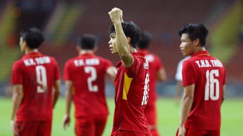 Việt Nam dừng bước ngay tại vòng bảng, Công Phượng vẫn được vinh danh tại SEA Games 29