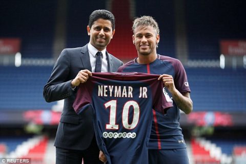 CHÙM ẢNH: Neymar rạng rỡ ngày ra mắt PSG