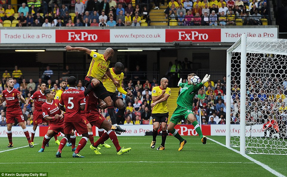 Hàng thủ thảm họa, Liverpool bị Watford cầm hòa trong trận cầu nghẹt thở