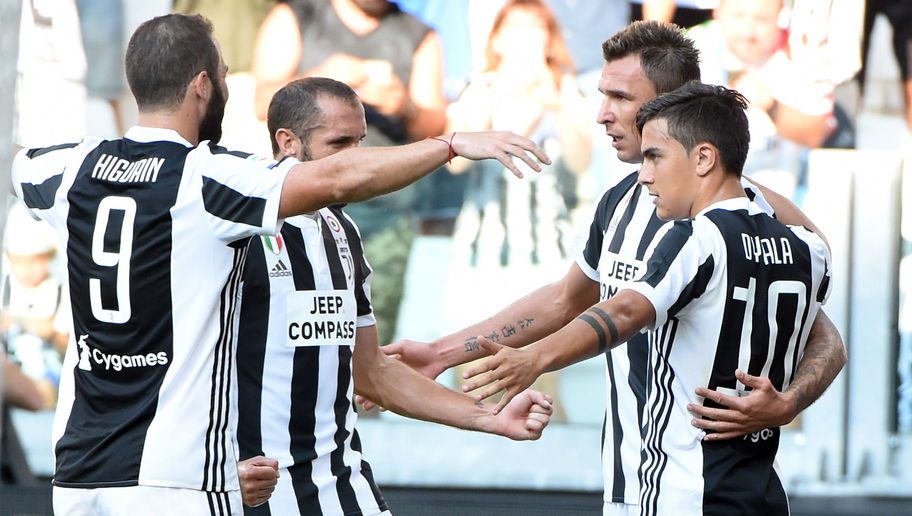 Vùi dập Cagliari, Juventus có khởi đầu thuận lợi trên con đường bảo vệ ngôi vương Serie A
