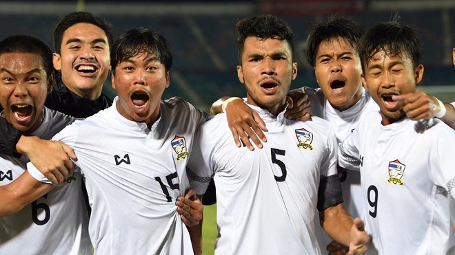 Chơi thiếu người từ sớm, U18 Thái Lan vẫn ngạo nghễ đánh bại Malaysia để lên ngôi giải U18 ĐNÁ 2017