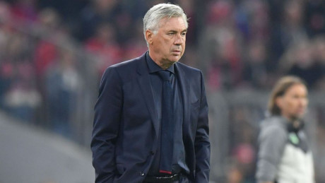 Chủ tịch Bayern tiết lộ lý do cực sốc khiến Carlo Ancelotti bị sa thải