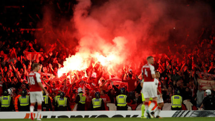 Arsenal và Cologne đối diện án phạt nặng từ UEFA vì sự cố náo loạn tại SVĐ Emirates