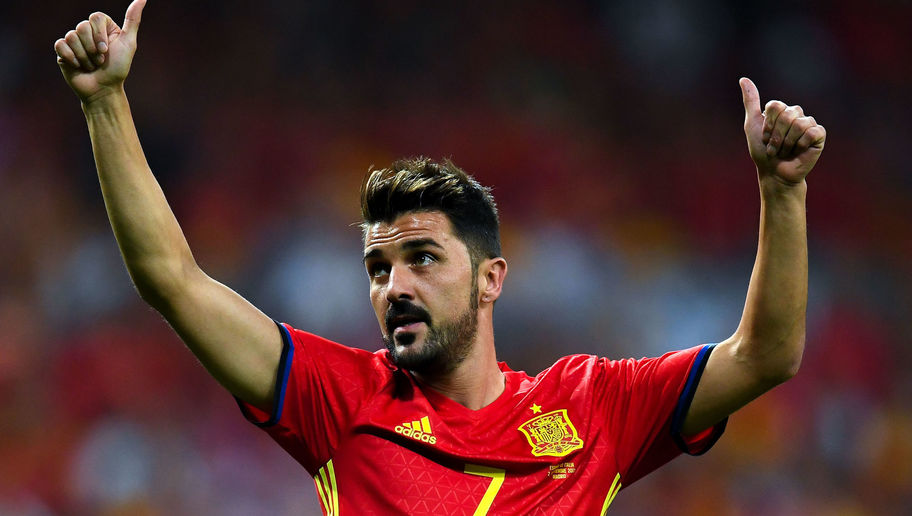 Vừa trở lại ĐT Tây Ban Nha sau 3 năm, David Villa lại chấn thương