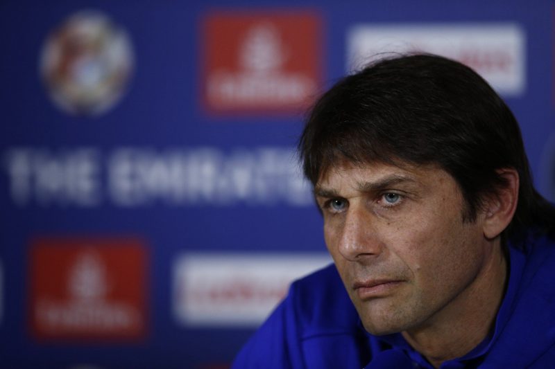 HLV Conte thừa nhận nhớ Italia, chuẩn bị khăn gói rời Chelsea