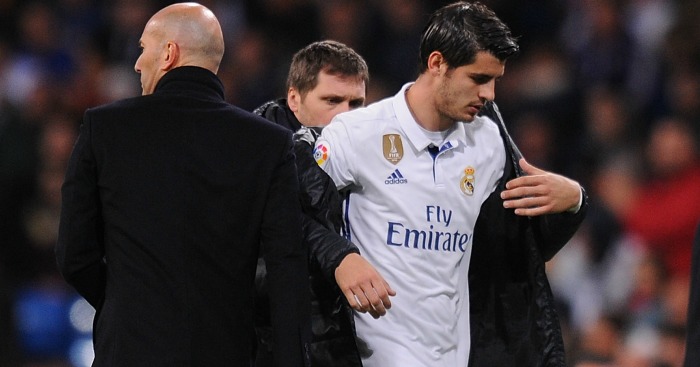Real khủng hoảng lực lượng, Zidane thừa nhận sai lầm khi bán Morata cho Chelsea