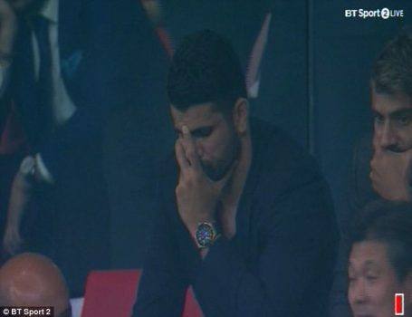 CHÙM ẢNH: Diego Costa rầu rĩ trên khán đài nhìn Atletico Madrid thua đau đội bóng cũ Chelsea