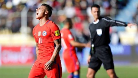 Khóc hận ở tử địa, giấc mơ World Cup ngày càng xa vời với Chile