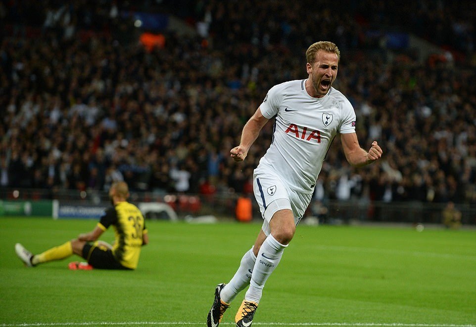 Siêu tiền đạo Harry Kane nổ súng liên tiếp, Tottenham xử đẹp Dortmund tại “Thánh địa” Wembley