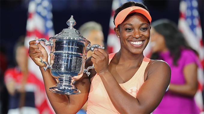Xuất sắc đánh bại Madison Keys, “Tiểu Serena” Sloane Stephens lên ngôi vô địch US Open 2017