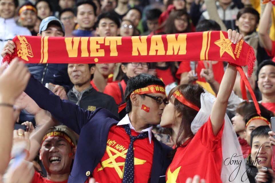 FAN bóng đá Việt đồng loạt treo avatar cổ vũ tinh thần đội tuyển quốc gia trước trận tái đấu Campuchia