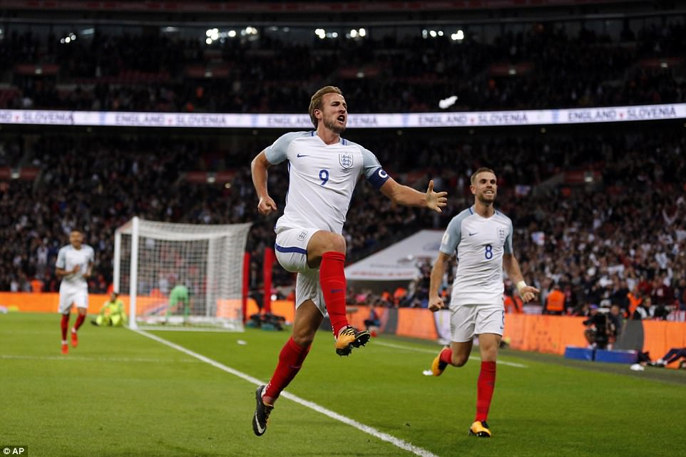 Siêu tiền đạo Harry Kane hóa người hùng ở phút bù giờ cuối cùng, ĐT Anh chính thức đoạt vé dự World Cup