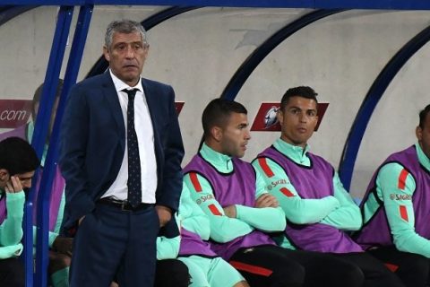 Lý do Ronaldo bất ngờ ngồi dự bị ở trận đấu then chốt của ĐT Bồ Đào Nha