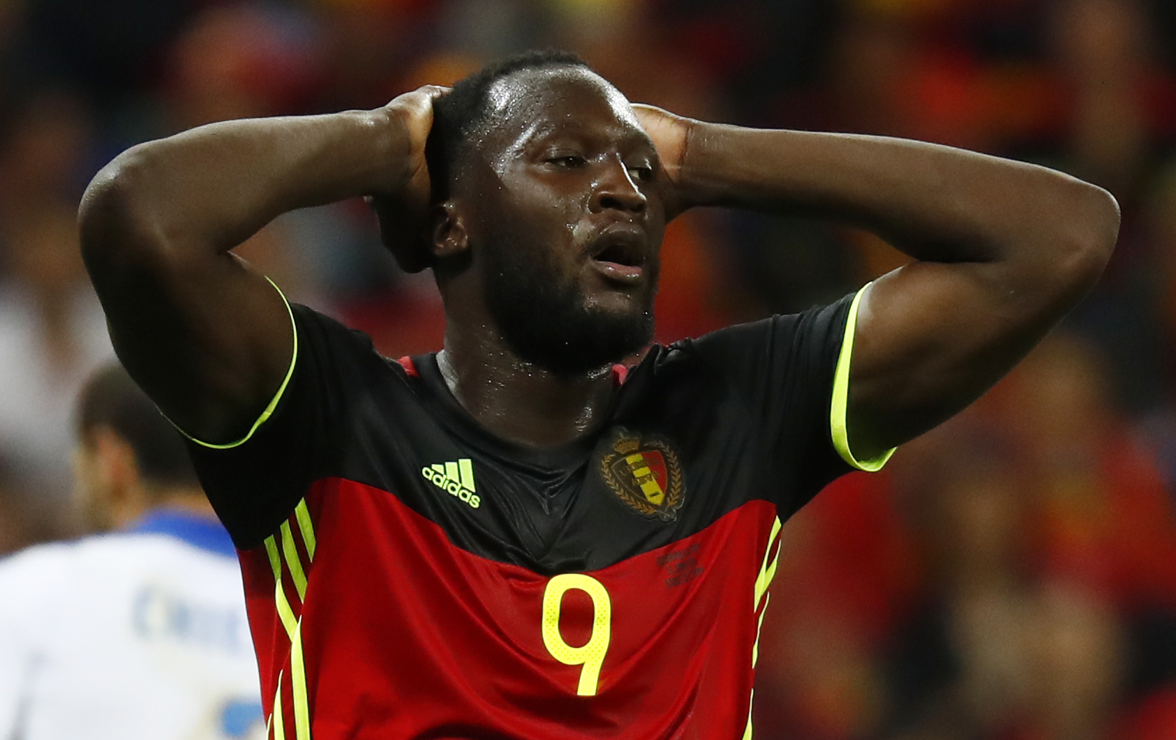 NÓNG: Vừa lên tập trung cùng tuyển Bỉ, Lukaku đã dính chấn thương