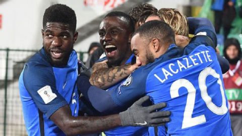 Sao Juventus ghi “bàn thắng vàng”, ĐT Pháp đặt một chân tới Nga dự World Cup 2018