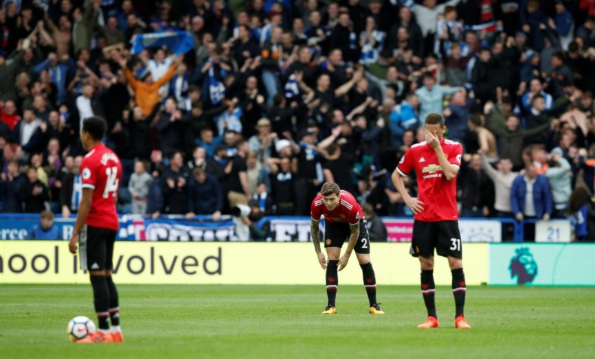 10 thống kê đáng chú ý trong trận thua sốc của Man Utd trước Huddersfield: Nỗi nhục 46 năm