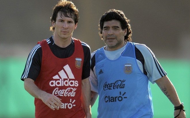 Nấp dưới cái bóng Maradona, Messi không bao giờ là huyền thoại