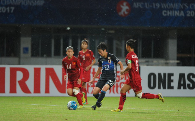 HLV Việt Nam nói gì sau thảm bại 0-8 trước Nhật Bản