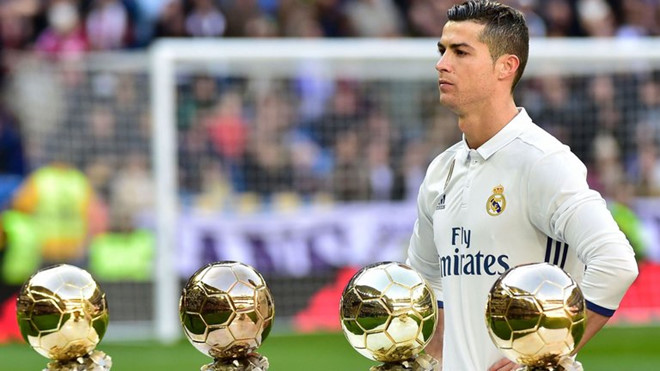 GÓC NHÌN: Ronaldo chỉ xứng danh Quả bóng vàng nửa mùa?