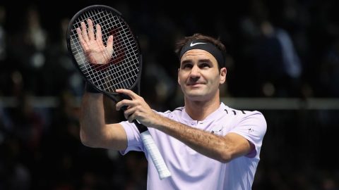 Thắng dễ Jack Sock ngày mở màn, Roger Federer cán mốc 50 trận thắng tại ATP Finals