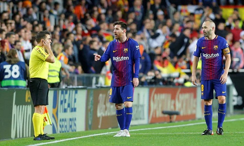 Bị cướp trắng bàn thắng hợp lệ, Messi trải qua điều tồi tệ nhất trong 7 năm qua
