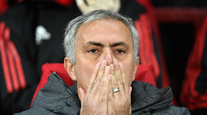 Mourinho lại thua trước “Big Six”: Đâu rồi ông vua đại chiến?