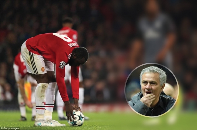 Vì sao Mourinho đổi quyền đá Pen khiến Lukaku tiếp tục chuỗi trận đói bàn thắng kỷ lục?