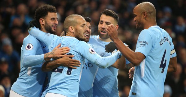 Aguero vượt mốc lịch sử, Man City lập kỷ lục khủng khiếp, Pep ghếch chân cười khẩy cả Premier League