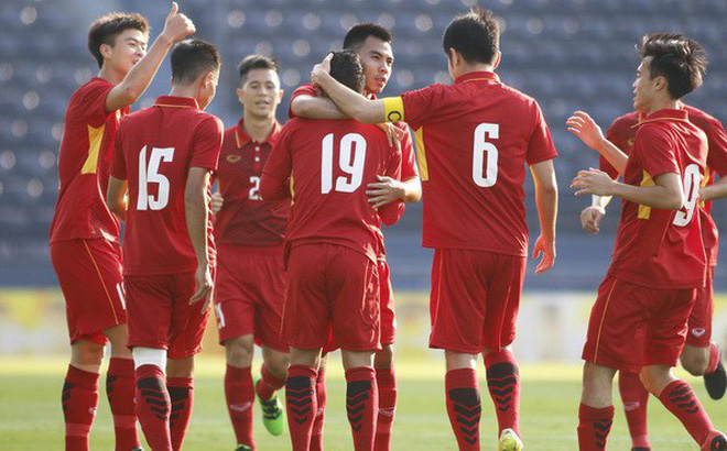 NÓNG: HLV Park Hang Seo tung đội hình mạnh nhất, quyết “làm gỏi” U23 Thái Lan ngay trên sân của đối thủ