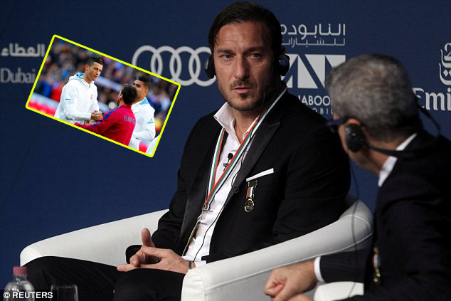 Totti: ‘Đừng ai nói cho Ronaldo biết chuyện tôi bảo Messi là số một’