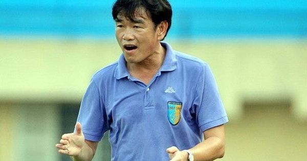 Trong vinh quang của U23 Việt Nam: Đừng quên cảm ơn HLV Hữu Thắng