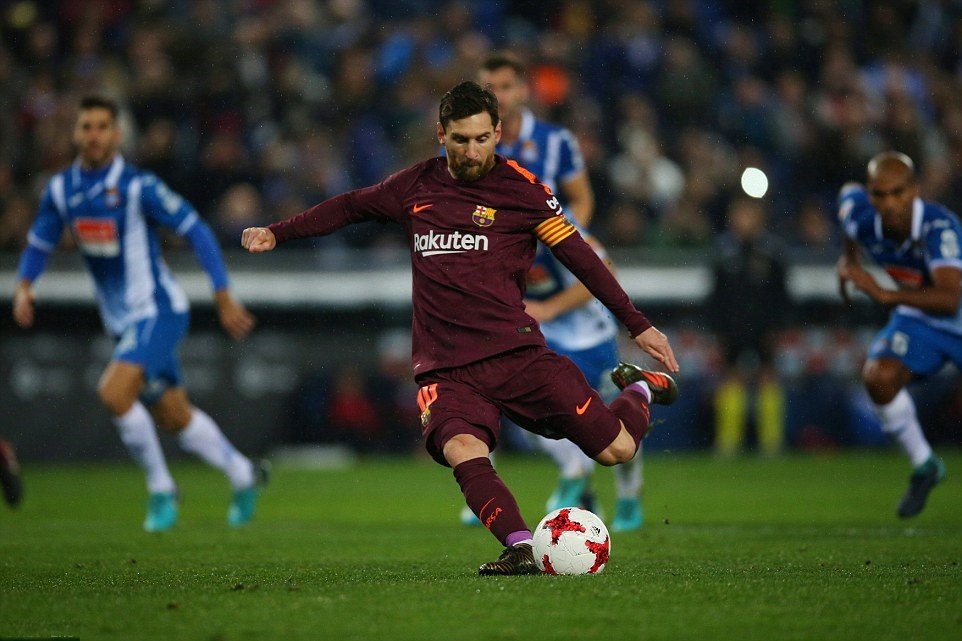 Messi lại ‘xịt’ pen, Barca cay đắng nhận thất bại đầu tiên trong mùa giải