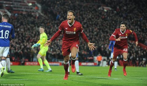 “Siêu tân binh” ghi bàn thắng muộn ngày ra mắt, Liverpool khuất phục Everton trong trận derby máu lửa