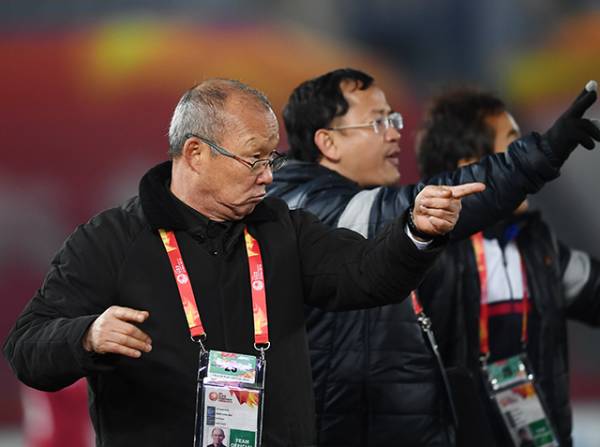 HLV Park Hang Seo bất ngờ chỉ ra thiếu sót “duy nhất” của bóng đá Việt Nam