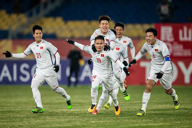 “Thần tài” Quang Hải nói gì sau cú đúp giúp U23 Việt Nam tiến thẳng vào chung kết giải U23 châu Á?