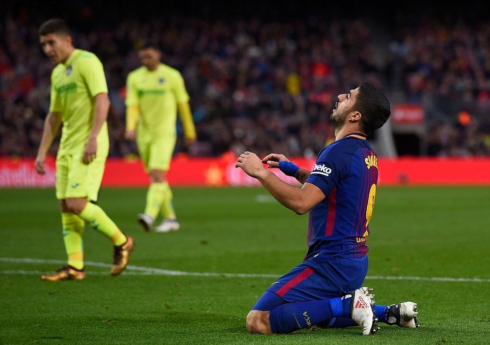 “Rơi” điểm bất ngờ trên sân nhà, Barca mang niềm vui tới cho cả La Liga