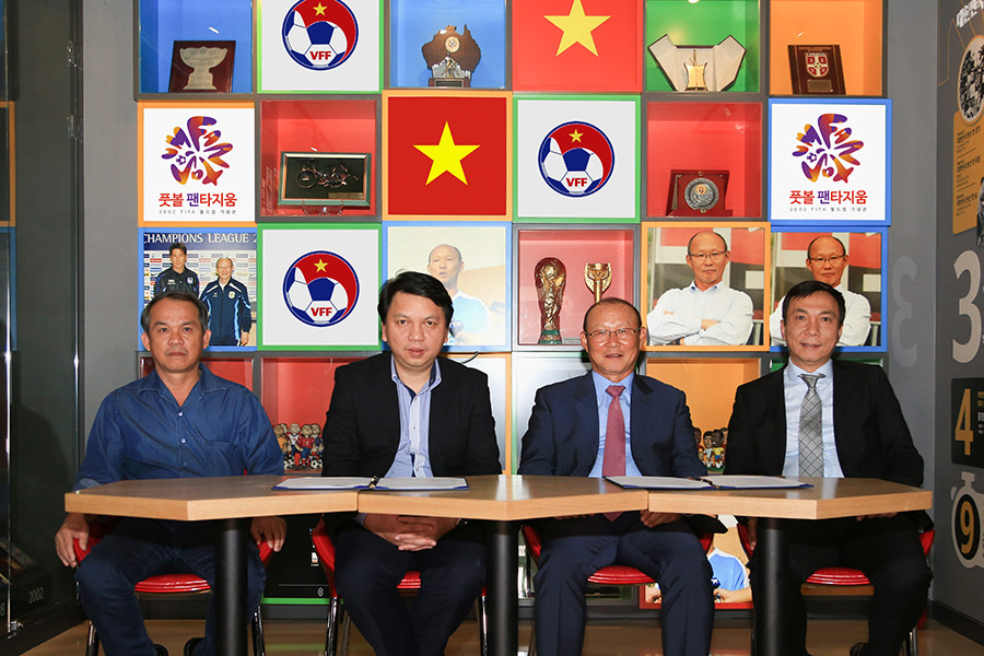 HLV Park Hang Seo: “LĐBĐ Việt Nam cho rằng AFF Cup quan trọng hơn ASIAD 2018”