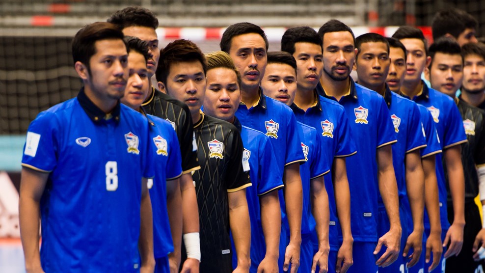 Bóng đá Thái Lan lại thua cực sốc tại giải châu Á