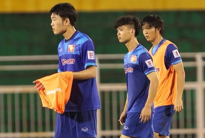 Đội hình 11 ngôi sao đủ sức giúp HAGL vô địch V-League 2018: Tuấn Anh, Xuân Trường tái hợp giúp Công Phượng bay cao