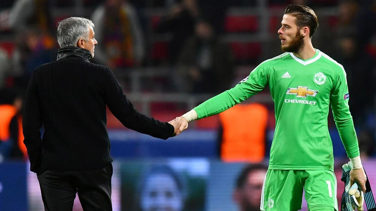 MU mơ thống trị: Mourinho phải giữ De Gea