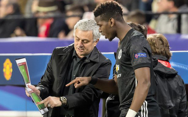 NÓNG: Mourinho lên kế hoạch thay thế Pogba bằng một gương mặt khó tin