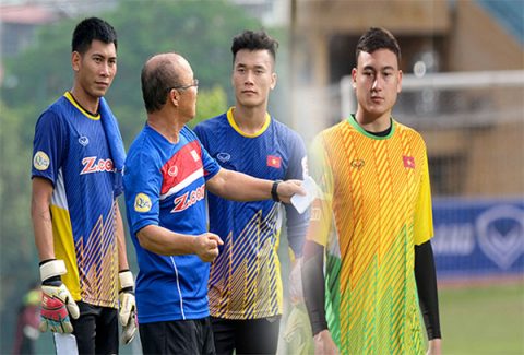 Cựu danh thủ Dương Hồng Sơn chỉ ra thủ môn số 1 ĐT Việt Nam