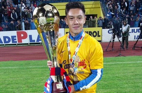 Cầu thủ gốc Việt dự Champions League từng gây sốc khi “khinh thường” không chịu đá cho ĐT Việt Nam là ai?