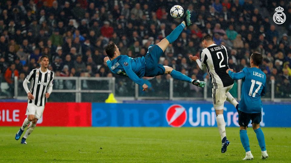 Siêu nhân Ronaldo lập cú đúp “thần thánh”, Real hủy diệt Juve bằng một kết quả ngoài sức tưởng tượng